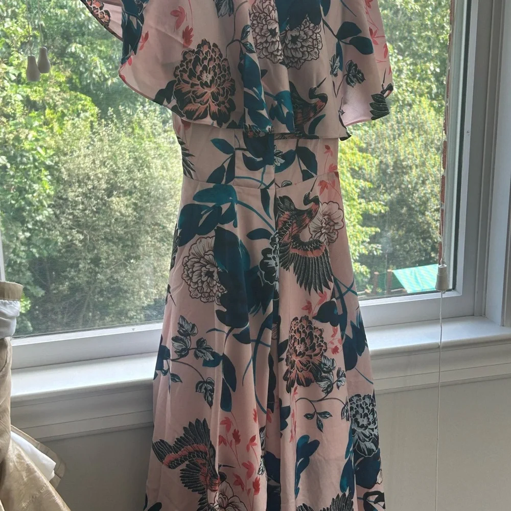 Eliza J, flutter high low faux wrap dress, size 8 - Picture 4 of 9